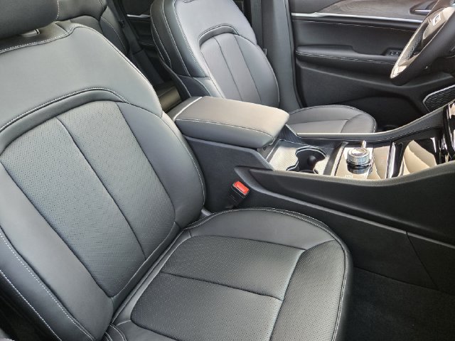 New 2027 Jeep Grand Cherokee Limited AWD/4WD image 9