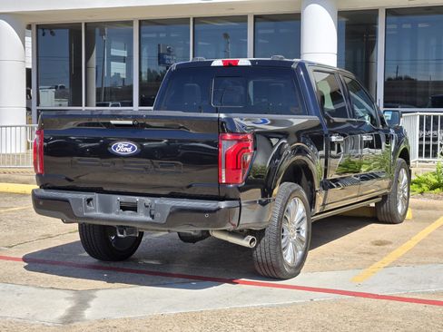 Used 2024 Ford F150 Platinum w/ Equipment Group 703A Plus AWD/4WD image 4