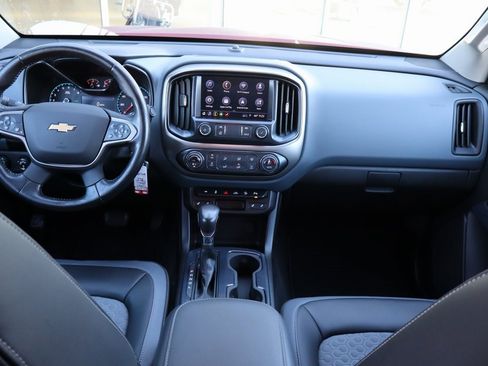 Used 2022 Chevrolet Colorado Z71 image 15
