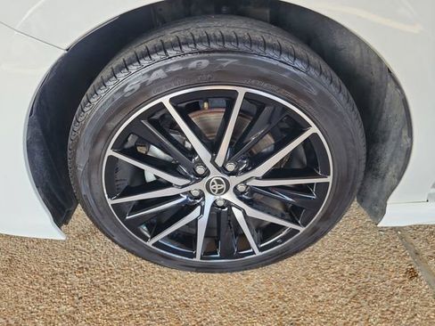 Used 2022 Toyota Camry SE image 21