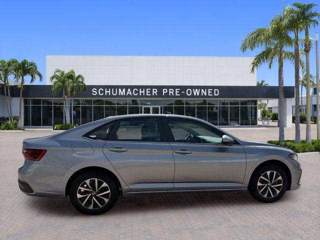 Used 2026 Volkswagen Jetta S FWD image 8