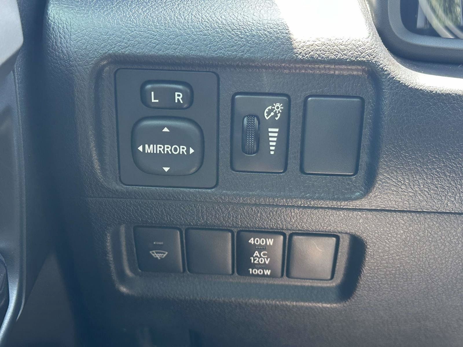 Used 2017 Toyota 4Runner SR5 Premium AWD/4WD image 22