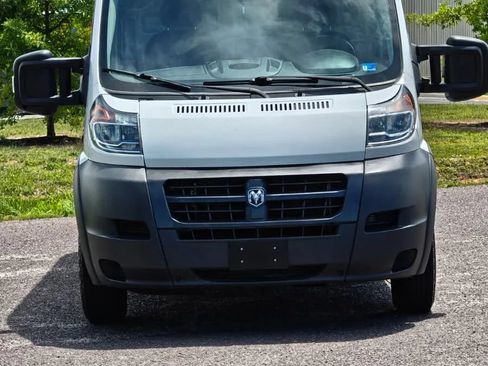 Used 2017 RAM ProMaster 2500 w/ Interior Convenience Group FWD image 11