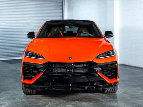 Used 2025 Lamborghini Urus SE AWD/4WD image 7