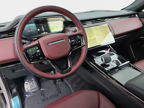 New 2025 Land Rover Range Rover Sport Dynamic SE AWD/4WD image 16