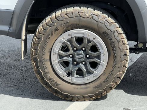 Used 2025 Ford Ranger Raptor AWD/4WD image 15