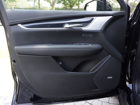 Used 2025 Cadillac XT5 Premium Luxury w/ Technology Package image 22