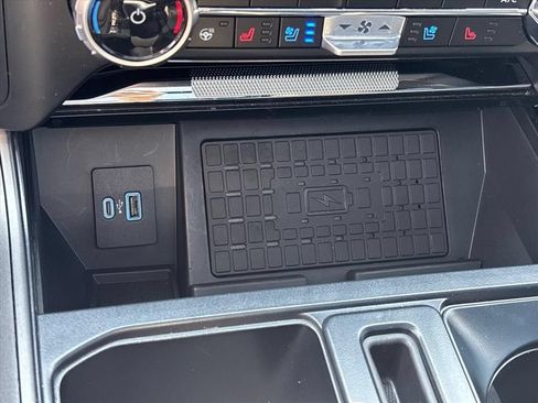 Used 2024 Ford F150 Lariat w/ Equipment Group 502A High AWD/4WD image 33