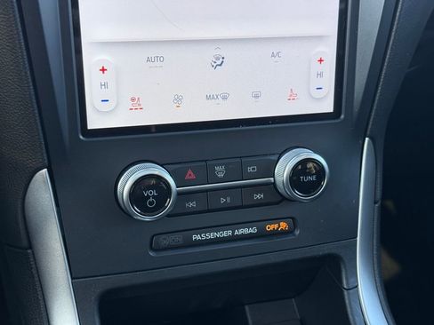 Certified 2022 Ford Edge SEL w/ Convenience Package image 21