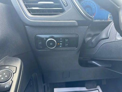 Used 2024 Ford Escape Platinum AWD/4WD image 22