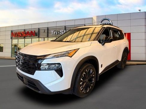 New 2026 Nissan Rogue SV AWD/4WD image 2
