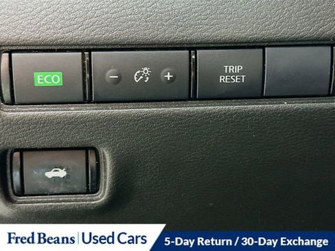 Used 2023 Nissan Sentra SV image 12