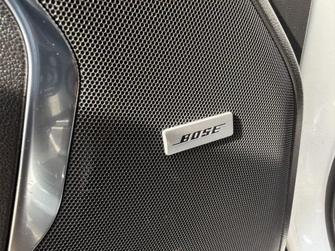 Used 2022 GMC Yukon AT4 image 11