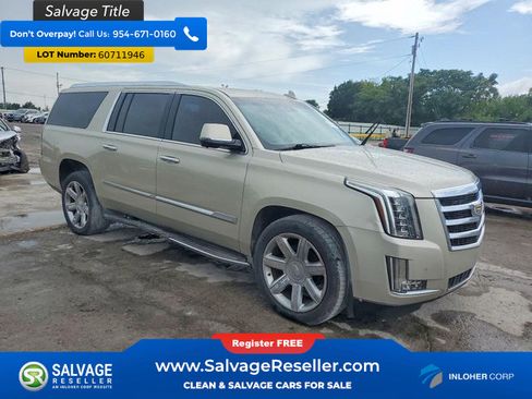 Used 2016 Cadillac Escalade ESV Luxury AWD/4WD image 5