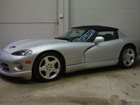 Used 1999 Dodge Viper RT/10 image 18