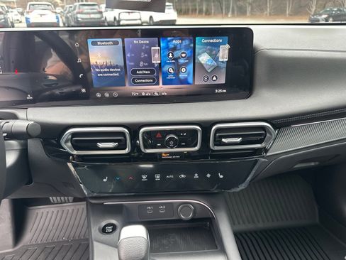 New 2026 Nissan Sentra SV image 27