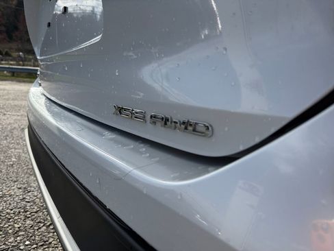 Used 2023 Toyota Highlander XSE image 28