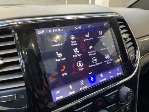 Used 2019 Jeep Grand Cherokee SRT AWD/4WD image 27