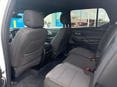 Used 2023 Chevrolet Traverse LT w/ LPO, Floor Liner Package AWD/4WD image 16
