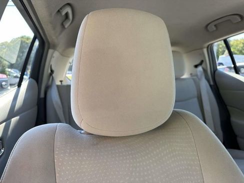 Used 2012 Nissan Leaf SL image 24