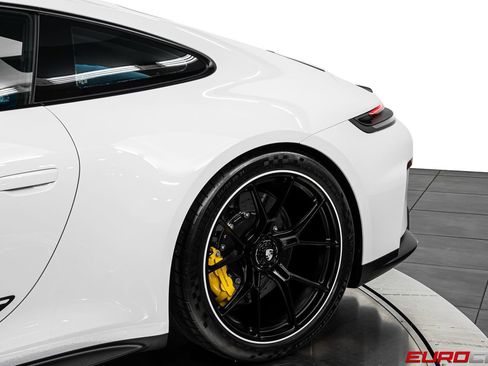 Used 2026 Porsche 911 GT3 RWD image 19