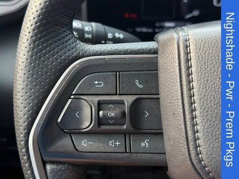 Used 2025 Toyota Tundra Limited AWD/4WD image 20
