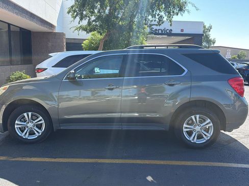 Used 2013 Chevrolet Equinox LT w/ Driver Convenience Package FWD image 2