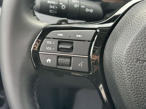 New 2025 Honda Pilot Touring image 15