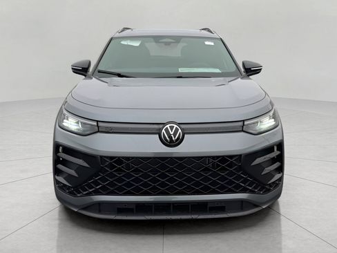 New 2026 Volkswagen Tiguan SE R-Line AWD/4WD image 2