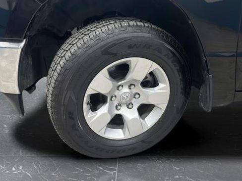 Used 2023 RAM 1500 Big Horn AWD/4WD image 31