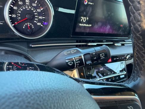 Used 2022 Kia Carnival SX FWD image 21