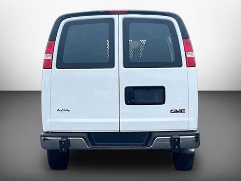 Used 2024 GMC Savana 2500 w/ Driver Convenience Package RWD image 4