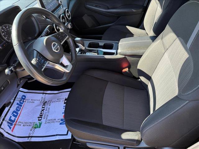 Used 2022 Nissan Sentra SV w/ Electronics Package FWD image 9