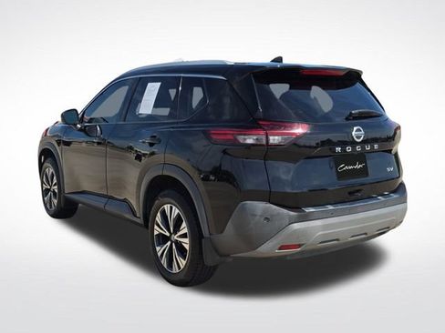 Used 2021 Nissan Rogue SV w/ Premium Package FWD image 15
