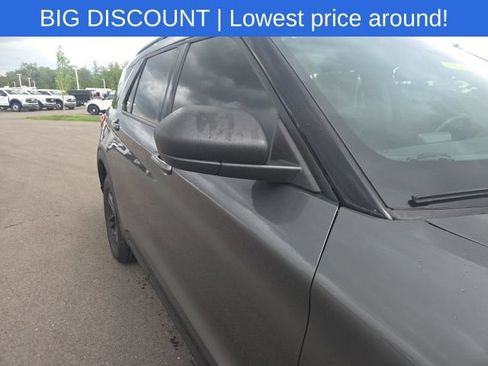 Used 2023 Ford Explorer XLT AWD/4WD image 6