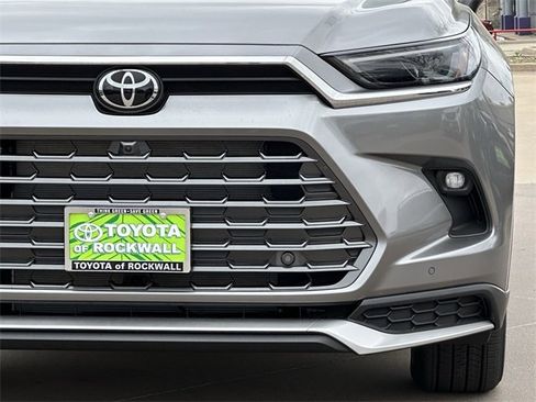 New 2026 Toyota Grand Highlander AWD Hybrid image 8