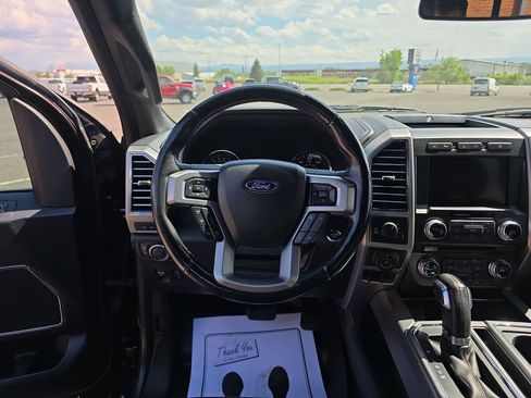 Used 2018 Ford F150 Platinum w/ Equipment Group 701A Luxury AWD/4WD image 16