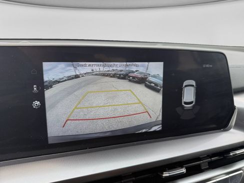 Used 2025 Kia Telluride S AWD/4WD image 29