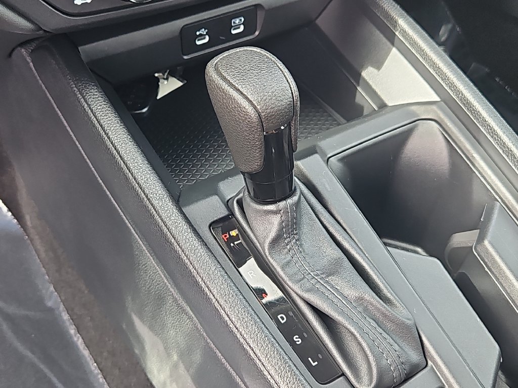 Used 2025 Honda Accord SE image 26
