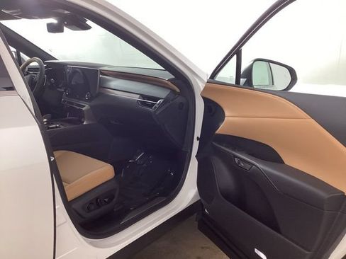 Used 2026 Lexus RX 350 Premium w/ Convenience Package AWD/4WD image 14