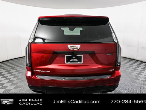 Used 2025 Cadillac Escalade Sport Platinum w/ LPO, Floor Liner Package image 34