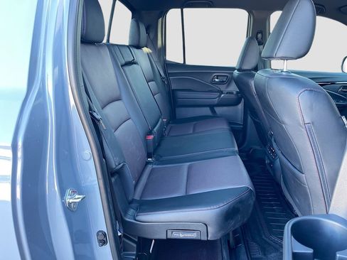 Used 2025 Honda Ridgeline Black Edition image 28