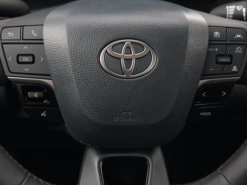 New 2026 Toyota Camry XLE image 19