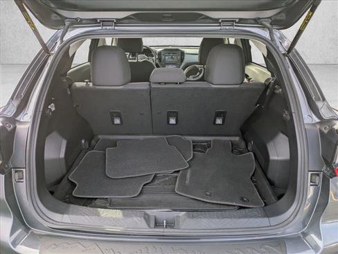 Used 2024 Subaru Crosstrek 2.0i image 8