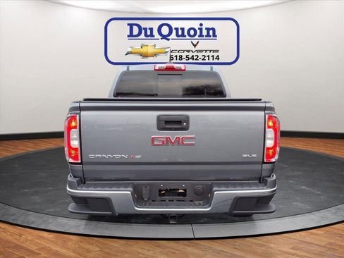 Used 2020 GMC Canyon SLE image 13