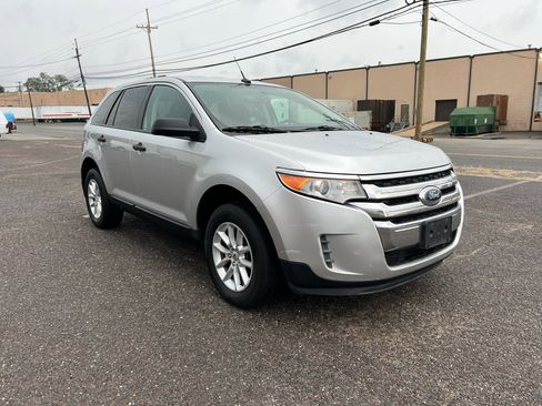 Used 2014 Ford Edge SE w/ Equipment Group 101A image 3