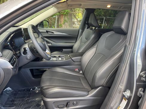 Used 2026 INFINITI QX60 Luxe FWD image 36