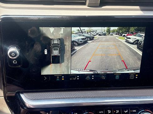 Used 2022 GMC Sierra 1500 Denali w/ Denali Reserve Package AWD/4WD image 14