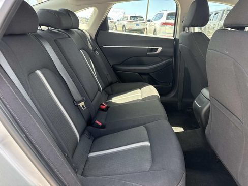 Used 2025 Hyundai Sonata SEL FWD image 9