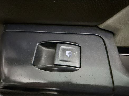 Used 2018 Chevrolet Silverado 1500 Custom image 28